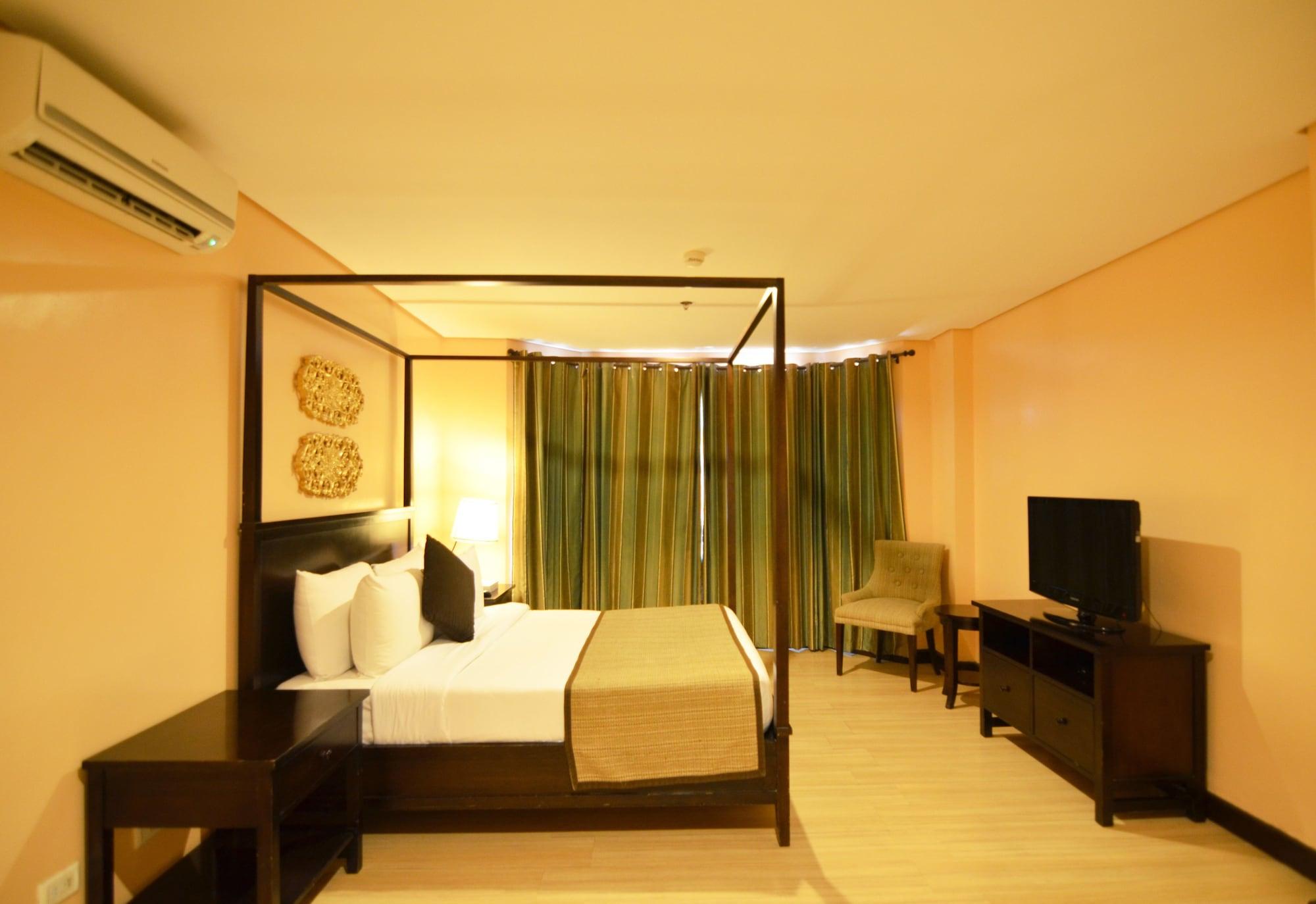 Crosswinds Resort Suites Тагайтай Экстерьер фото