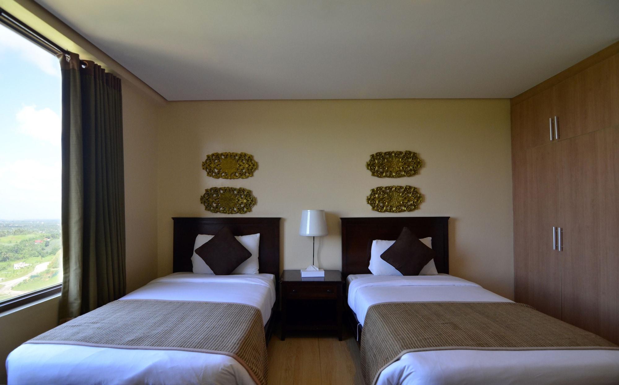 Crosswinds Resort Suites Тагайтай Экстерьер фото