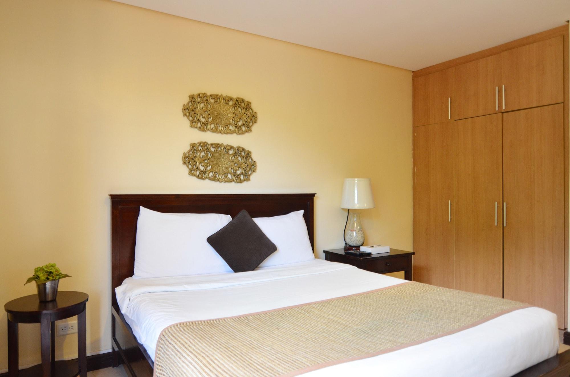 Crosswinds Resort Suites Тагайтай Экстерьер фото