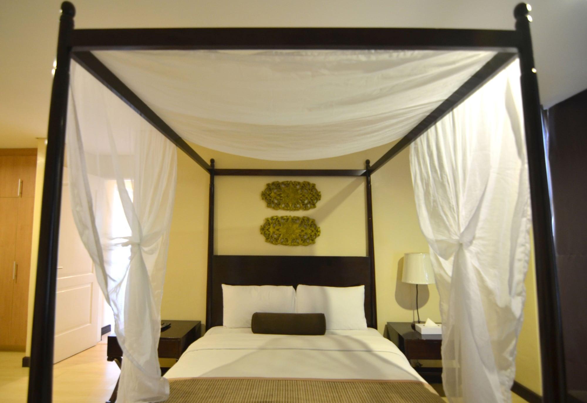 Crosswinds Resort Suites Тагайтай Экстерьер фото