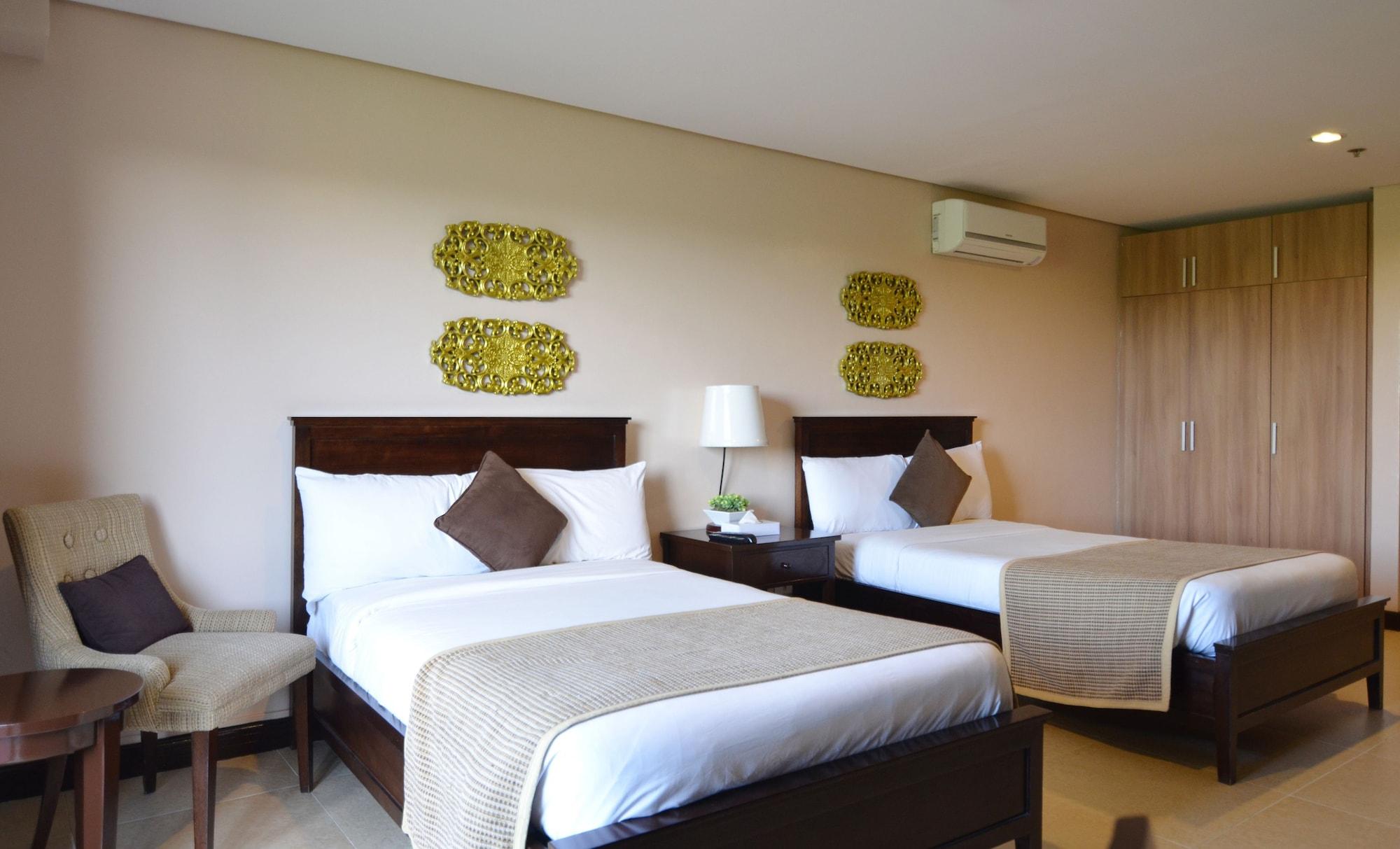 Crosswinds Resort Suites Тагайтай Экстерьер фото