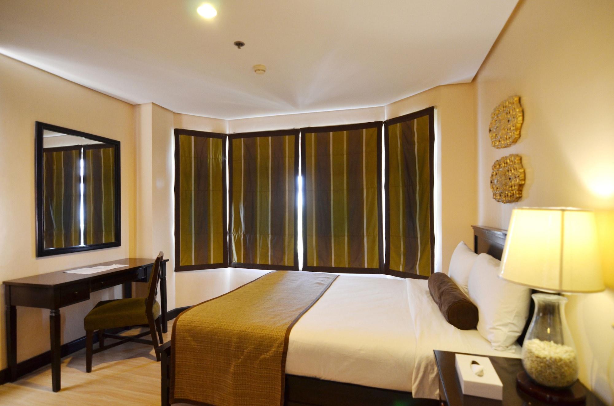 Crosswinds Resort Suites Тагайтай Экстерьер фото